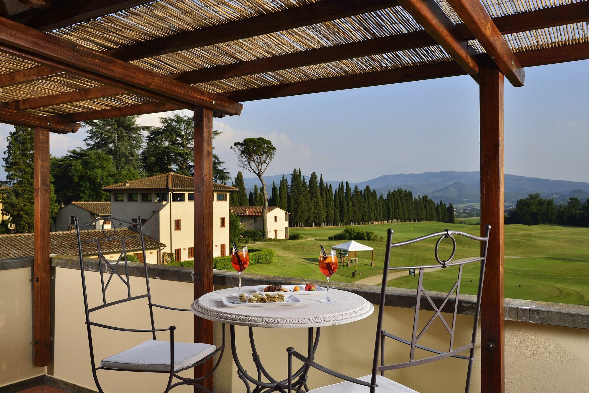 Unahotels Poggio Dei Medici Toscana Scarperia Exterior foto