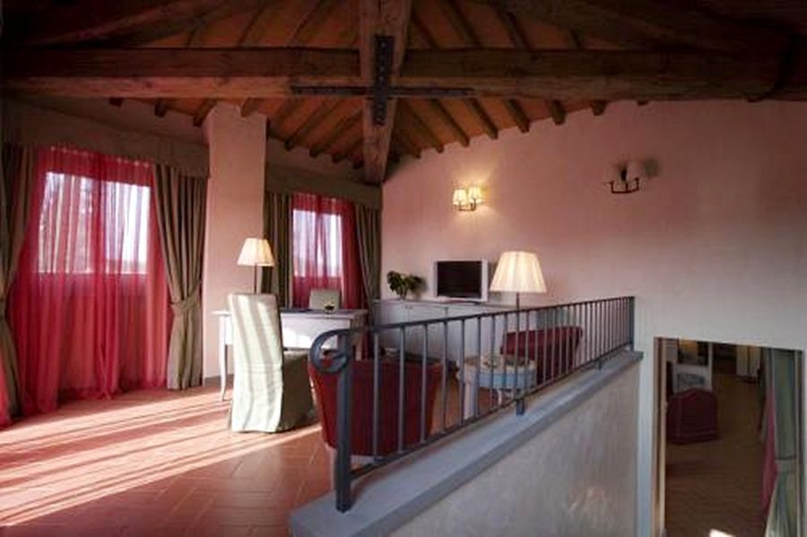Unahotels Poggio Dei Medici Toscana Scarperia Exterior foto